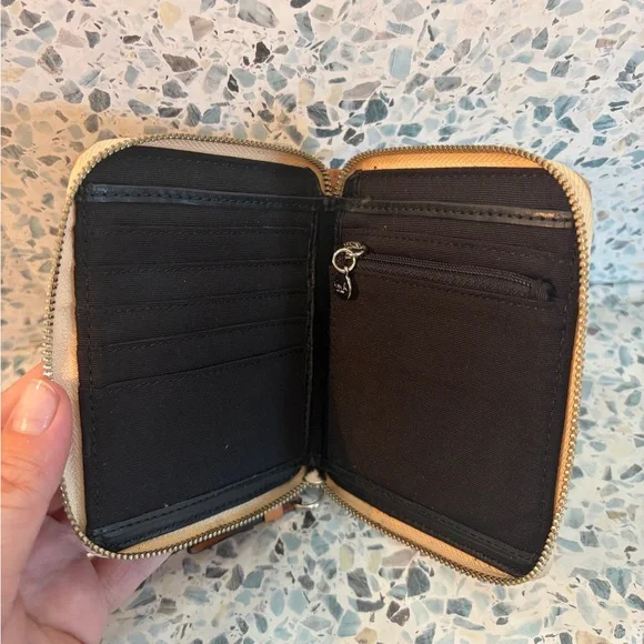 Coach Peyton Patent Leather Zip Wallet Black Embossed Monogram - Picture 4 of 5